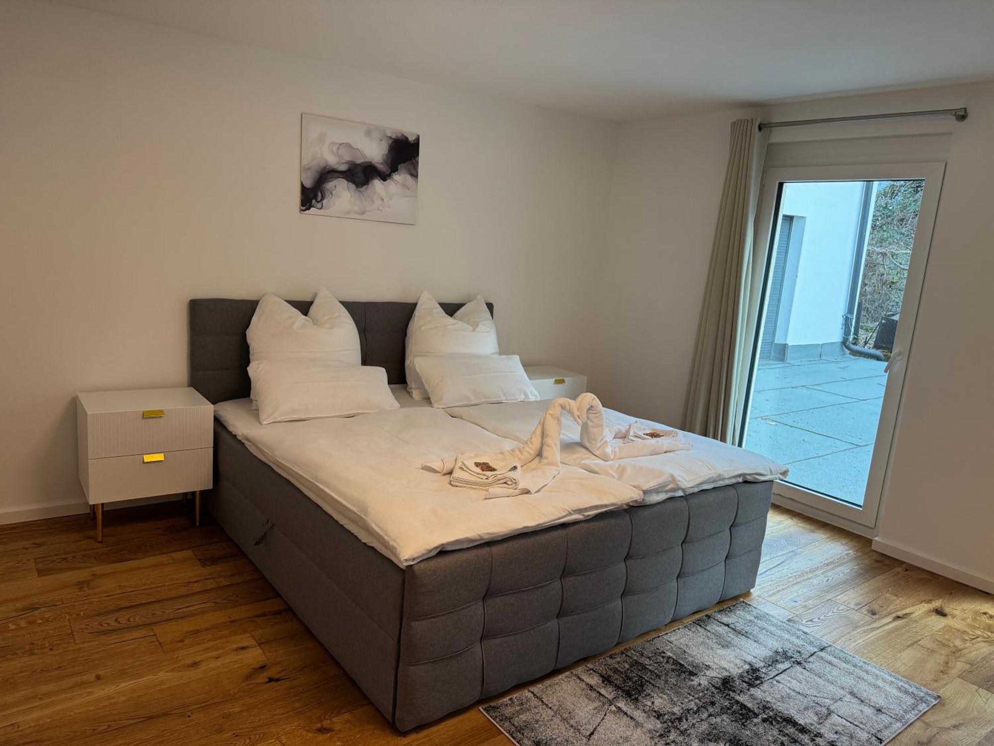 Prestige Apartments - Urban Lofts Ρόιτλινγκεν Εξωτερικό φωτογραφία