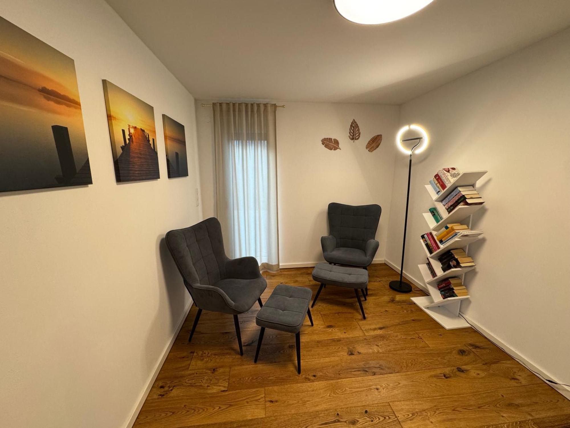 Prestige Apartments - Urban Lofts Ρόιτλινγκεν Εξωτερικό φωτογραφία