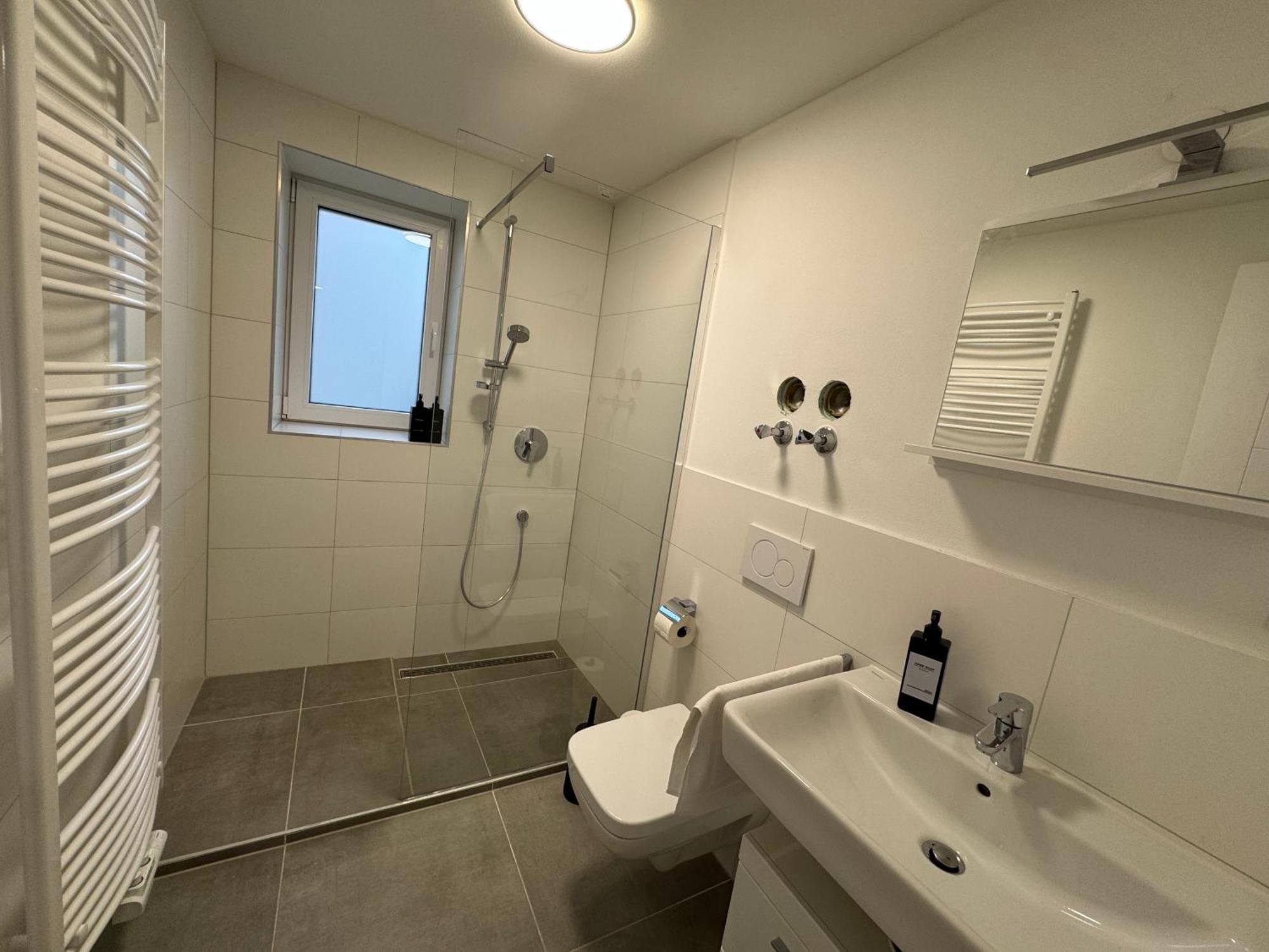 Prestige Apartments - Urban Lofts Ρόιτλινγκεν Εξωτερικό φωτογραφία