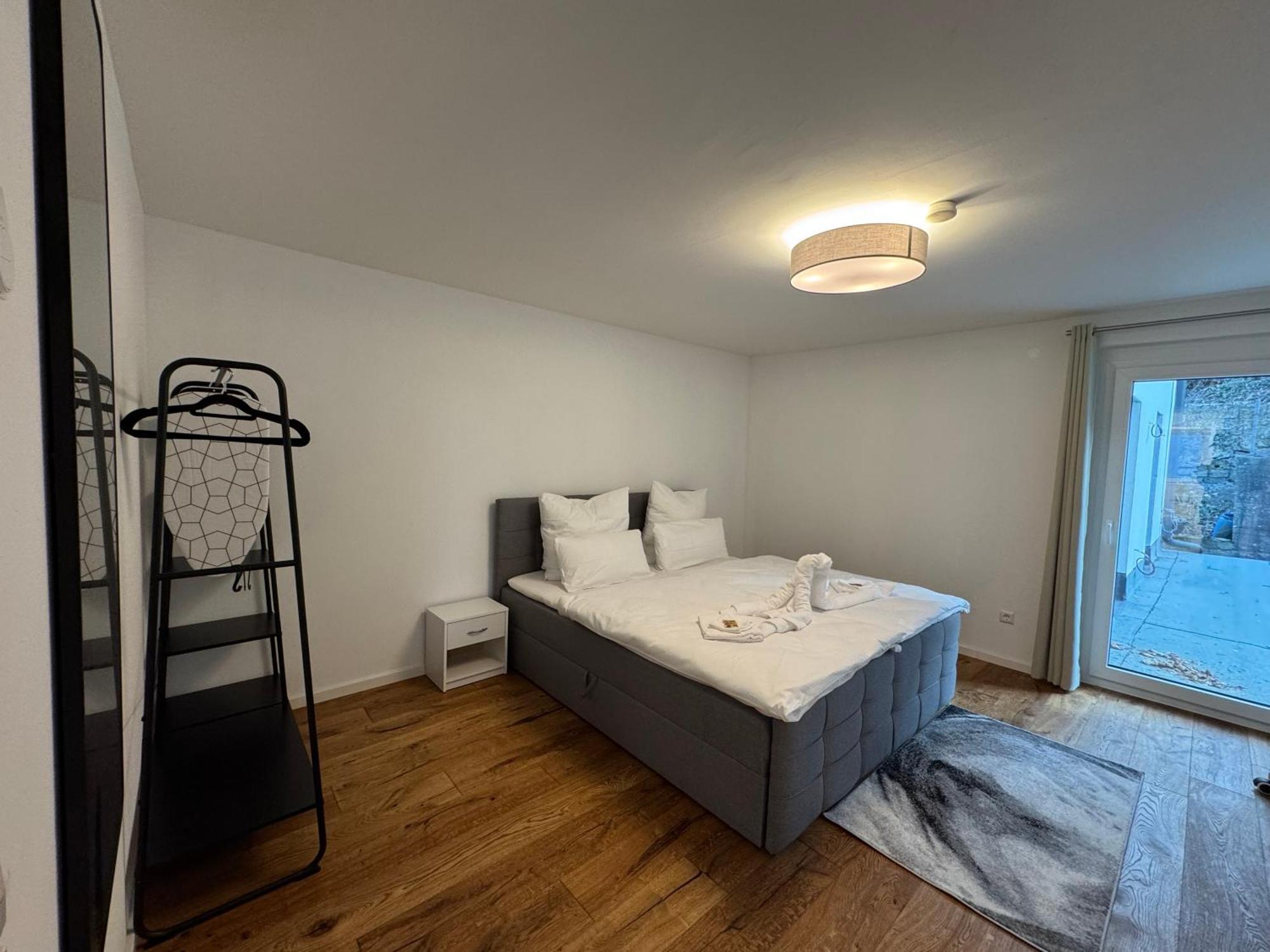 Prestige Apartments - Urban Lofts Ρόιτλινγκεν Εξωτερικό φωτογραφία