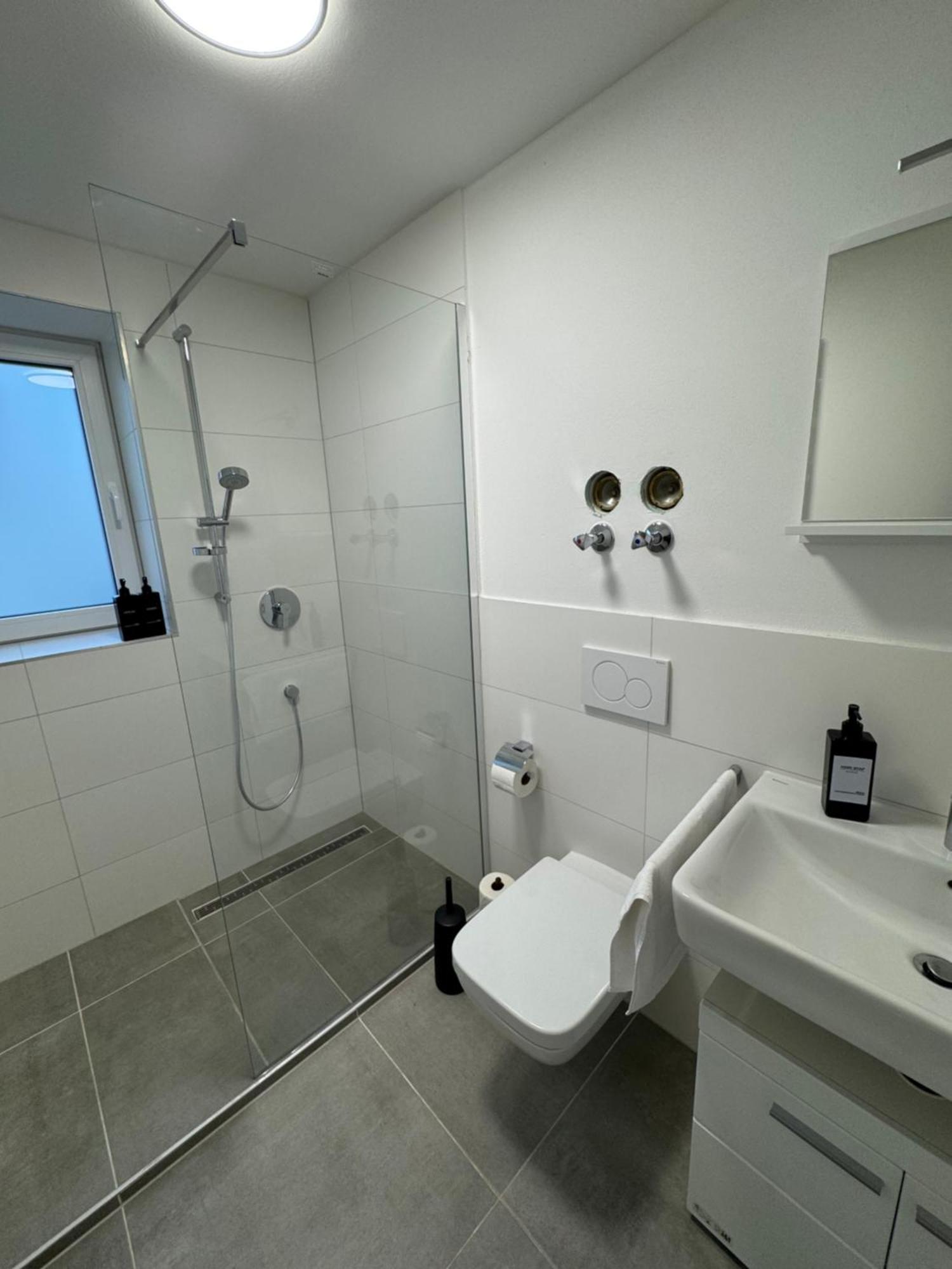 Prestige Apartments - Urban Lofts Ρόιτλινγκεν Εξωτερικό φωτογραφία