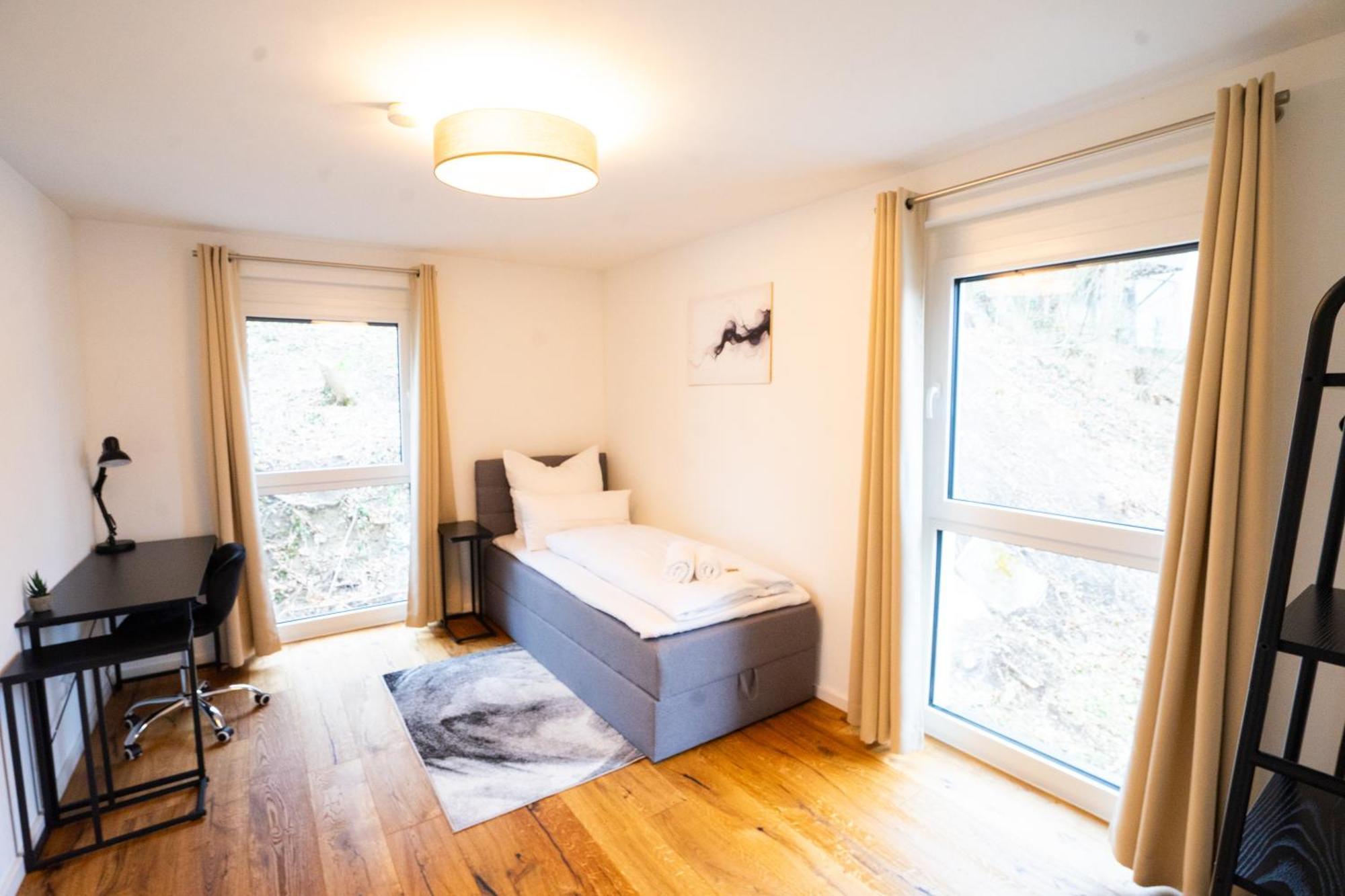 Prestige Apartments - Urban Lofts Ρόιτλινγκεν Εξωτερικό φωτογραφία