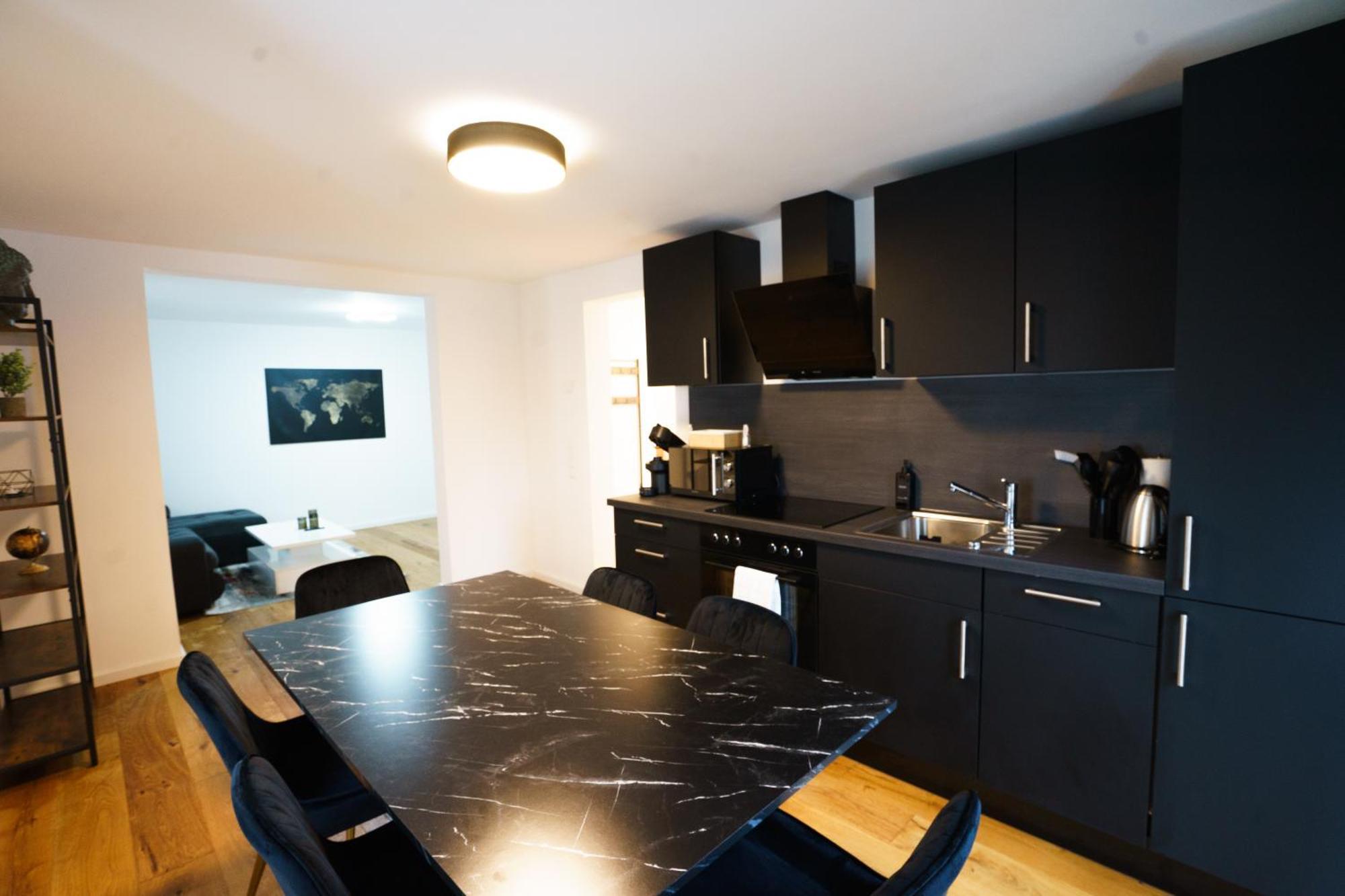 Prestige Apartments - Urban Lofts Ρόιτλινγκεν Εξωτερικό φωτογραφία