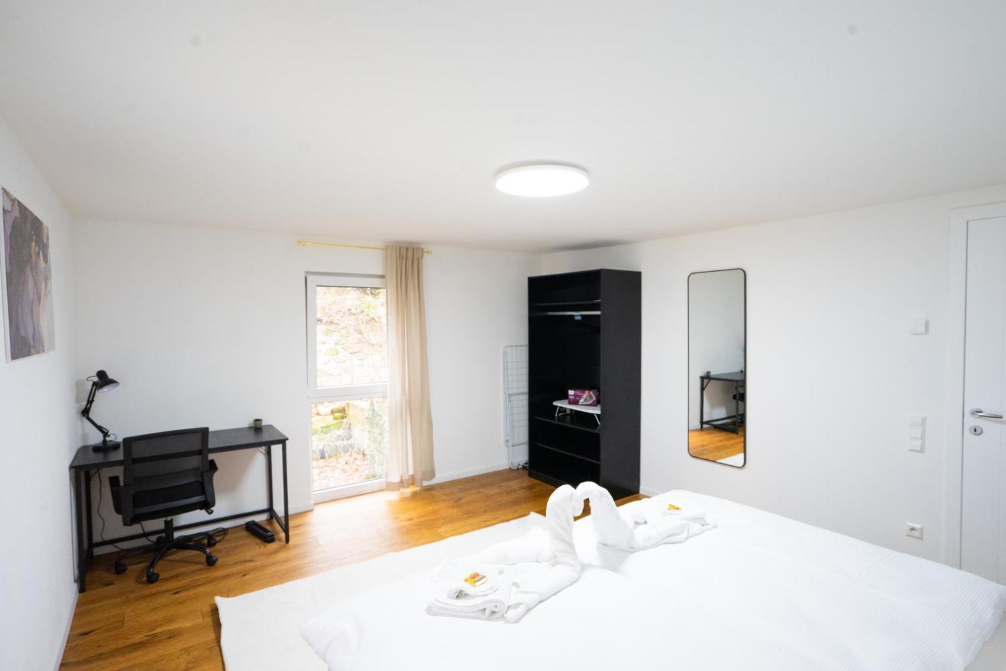 Prestige Apartments - Urban Lofts Ρόιτλινγκεν Εξωτερικό φωτογραφία