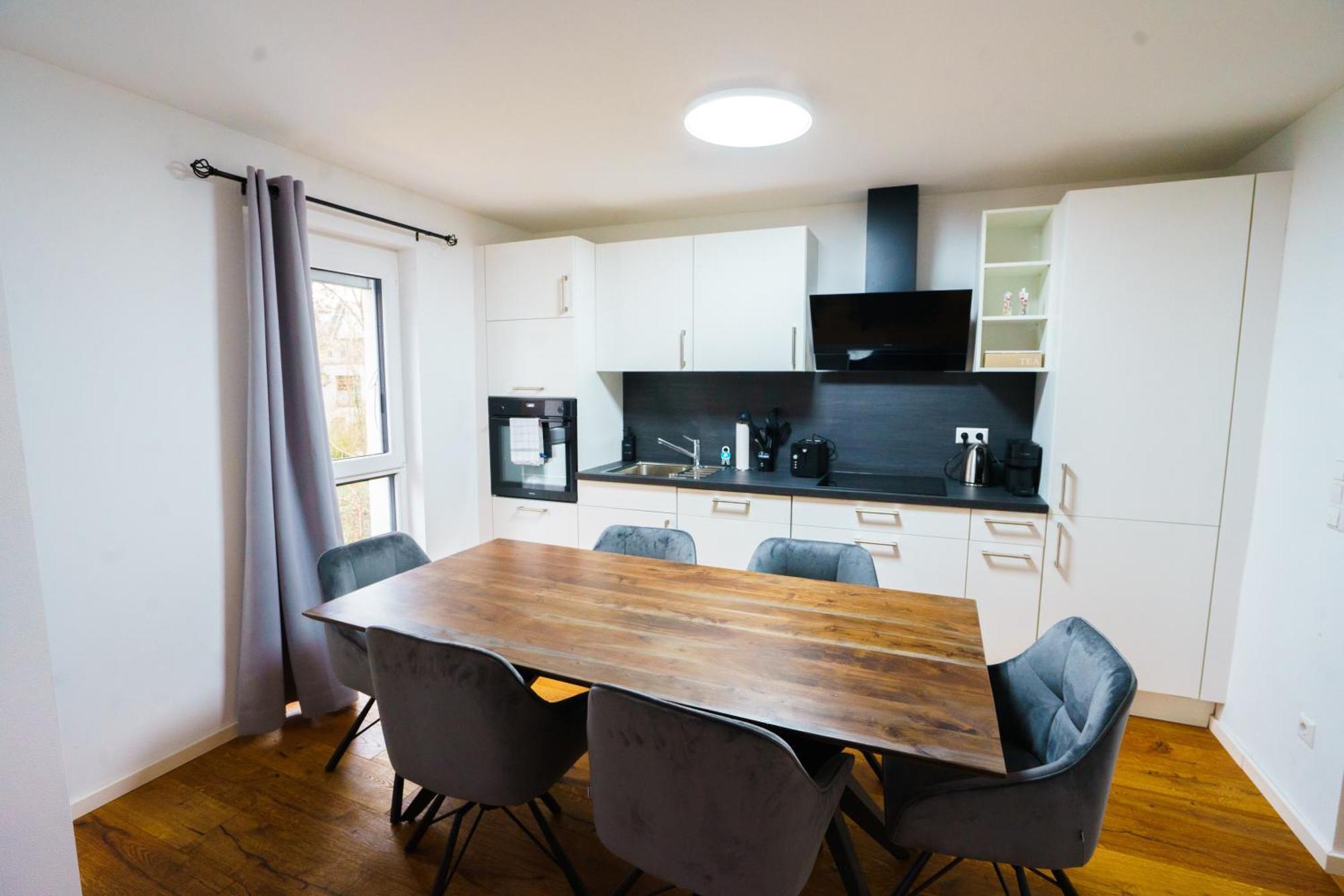 Prestige Apartments - Urban Lofts Ρόιτλινγκεν Εξωτερικό φωτογραφία