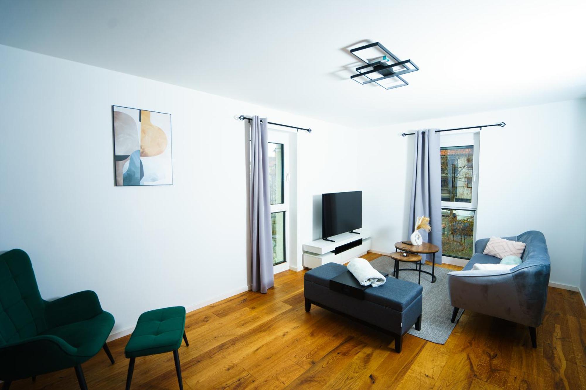 Prestige Apartments - Urban Lofts Ρόιτλινγκεν Εξωτερικό φωτογραφία