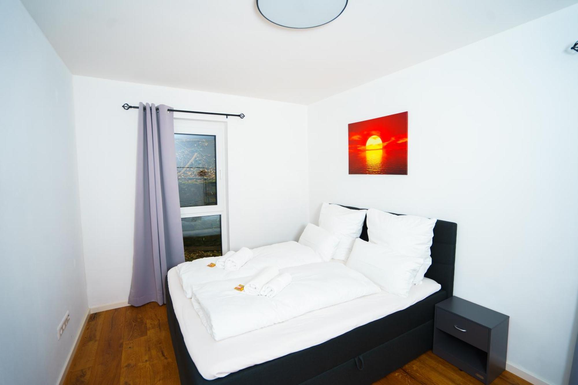 Prestige Apartments - Urban Lofts Ρόιτλινγκεν Εξωτερικό φωτογραφία